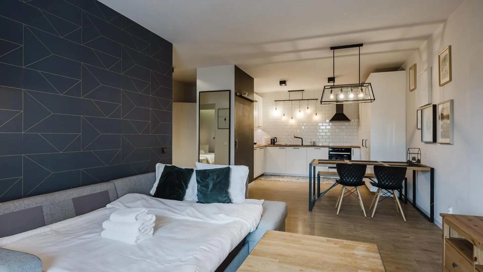 Warta River Deluxe Apartment By Bookinghost Poznan