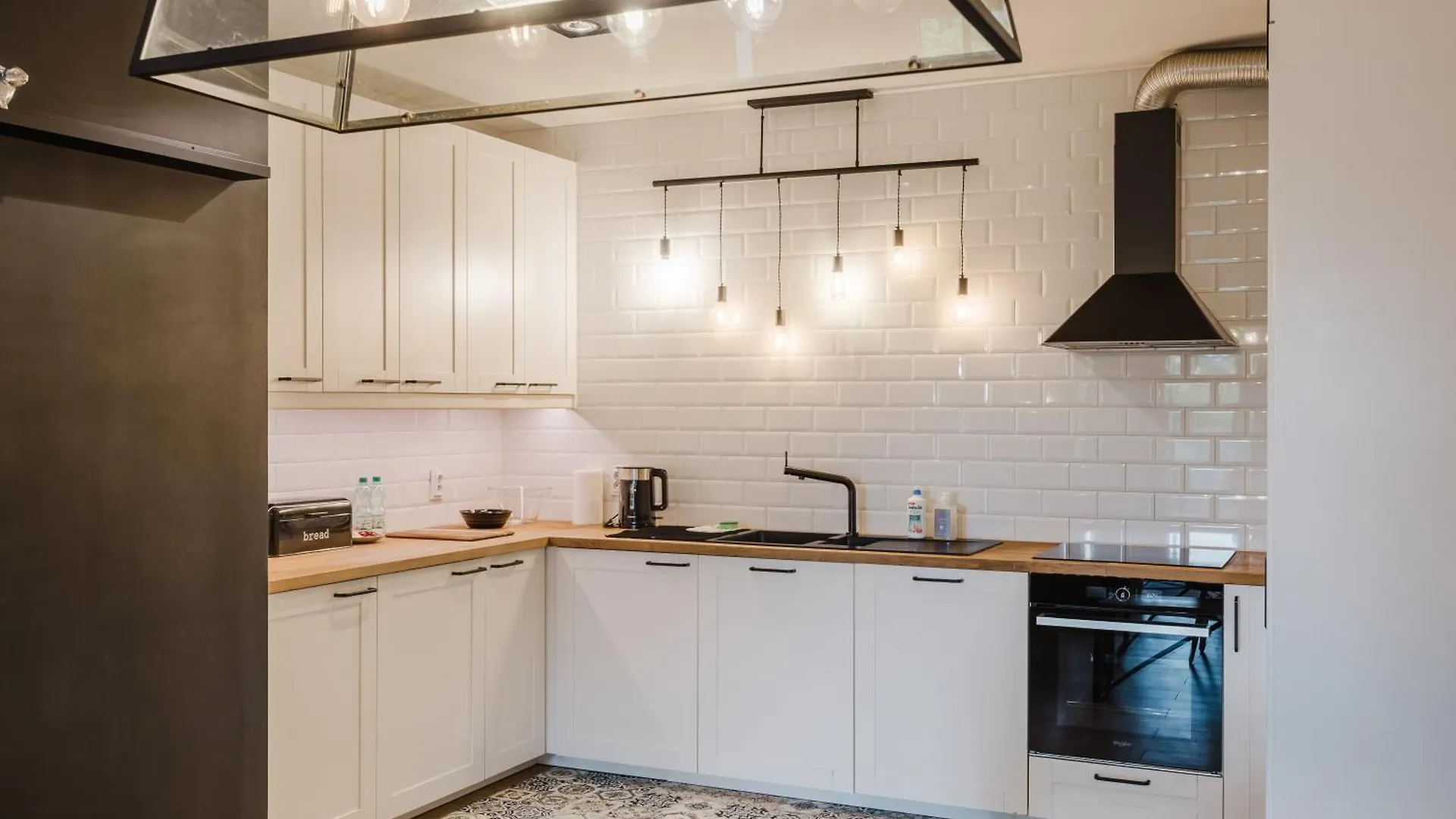 Warta River Deluxe Apartment By Bookinghost Poznan